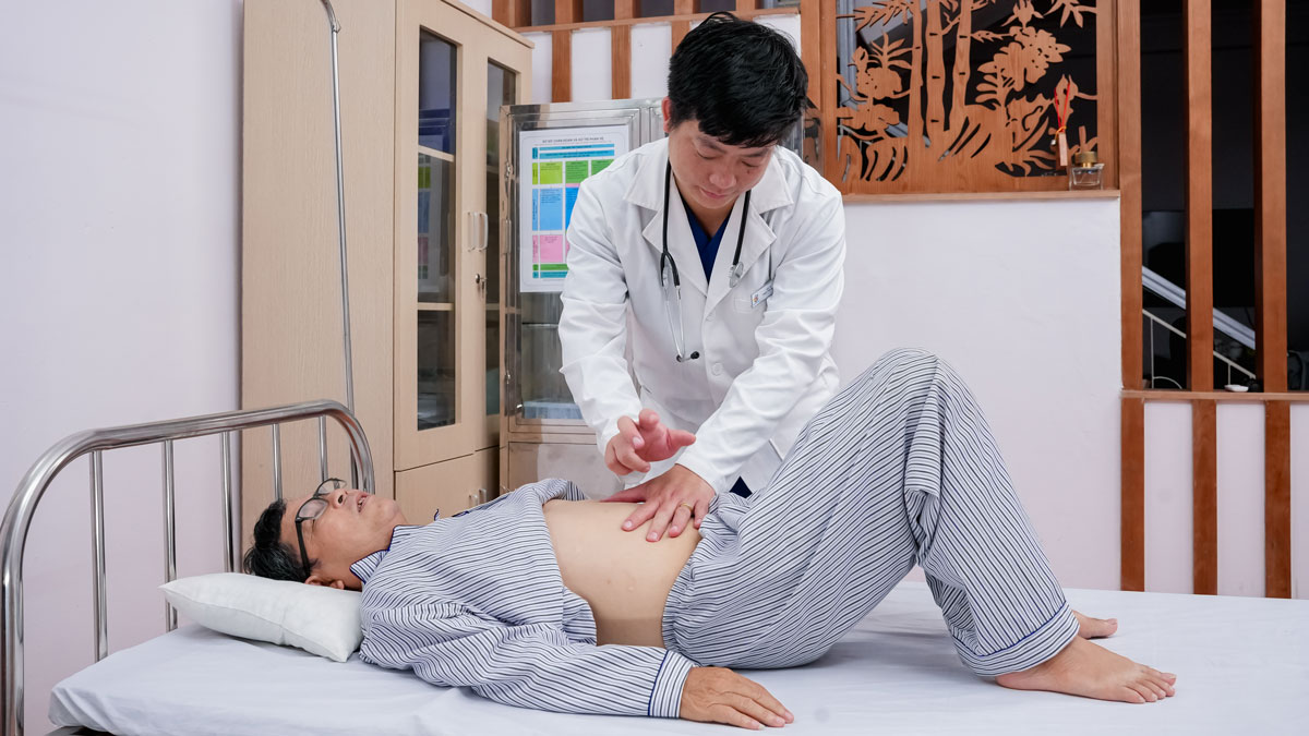 Tái khám nội khoa